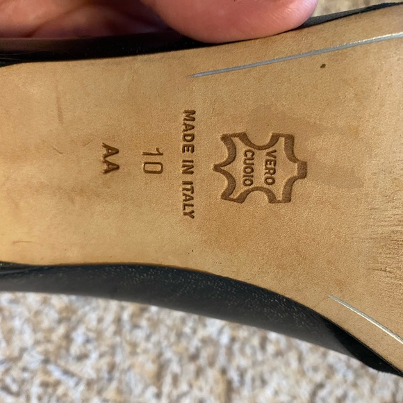 Ladies leather size 10 shoes - Picture 5 of 5